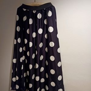 Sinono Women's Chiffon Black & White Polka Dot Long Maxi Skirt (XL)